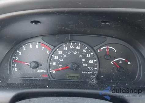 1999 Chevrolet Tracker from USA, damaged, VIN 2CNBJ13C9X6928226